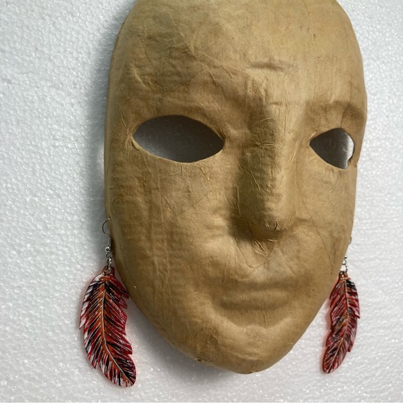 Feather-Shaped Earrings: Handcrafted, Hand-Painted, and Perfect for Fall - Picture 6 of 8